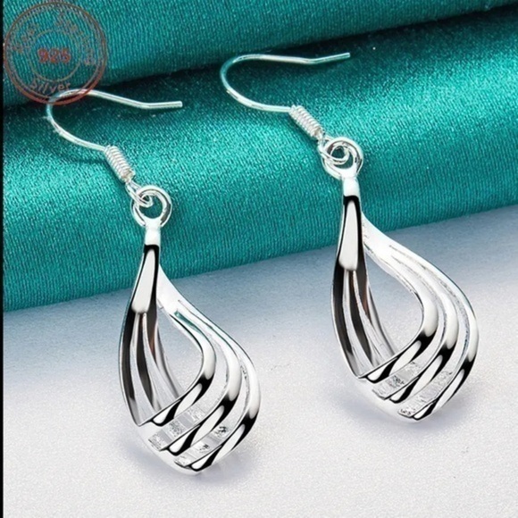 Women’s 925 Sterling Silver Geometric Triple Circle Dangle Earrings - NWT - Picture 1 of 5